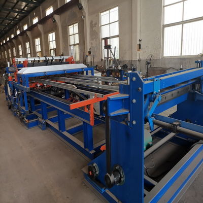 kwaliteit  Dia 1.2mm Thom Shaft Mesh Panel Welding Machine dog cage 80rows/min fabriek
